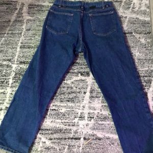 Aramark electrician arc/flame retardant